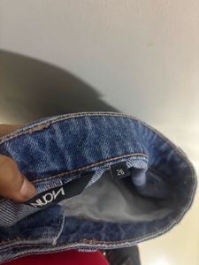 Mid Waisted Wide Leg Jeans
