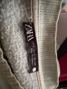 Zara Sage Green Relaxed Fit Crewneck Sweatshirt -