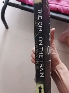 Girl on the Train - Paula Hawkin