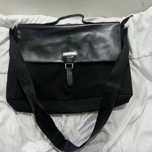 Sleek Black Laptop Briefcase Bag