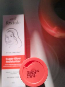 Foxtale Super Glow Moisturizer
