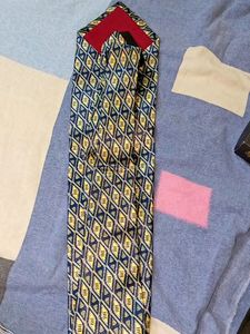 Shemoy Tie