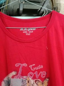 Cute Red Love Graphic T-Shirt