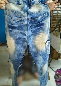 Stylish Blue Tie-Dye Cargo Jeans