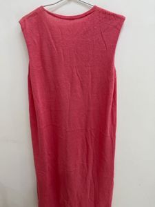 Sleeveless V-Neck Coral Dress