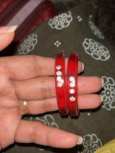 Charming Heart Stone Bangles Set