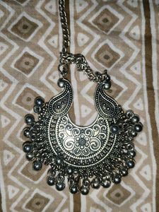 Bohemian Maang Tikka