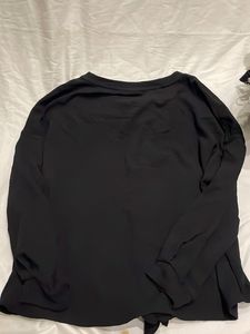Chic Black Tie-Front Long Sleeve Top