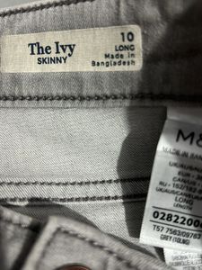 Gray Distressed High-Waisted Jeans