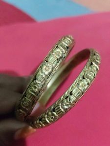 Elegant Silver Tone Bangles