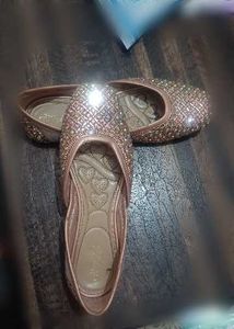 Trendy Women Rose Gold Embellished Bellies Comfort