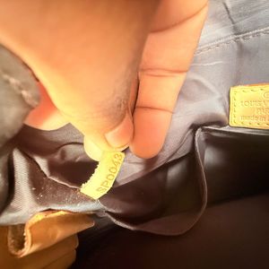Louis Vuitton Paris Messenger Bag