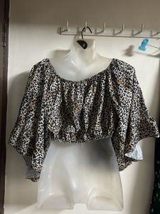 Leopard Print Off-Shoulder Crop Top