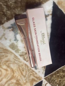 Milagro Foundation Brush