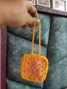 Crochet Granny earphone case bag