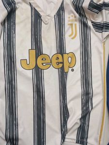 Bundle of 3 T-Shirts and Pants