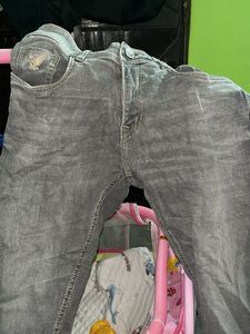 American Eagle Grey Jeans