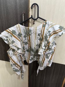 Tie Up White Printed Shrug