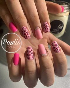 Stylish Press-On Nails