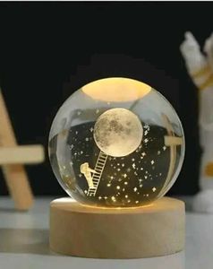 Astronaut Moon Crystal Ball Night Lamp"