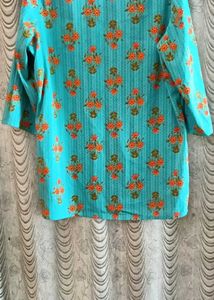 Floral Print Short Kurti