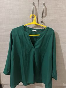 Elegant Green V-Neck Blouse