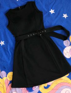 Sleek Black Sleeveless Belted Dress