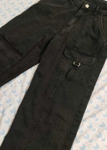 Wide Leg Cargo Pants
