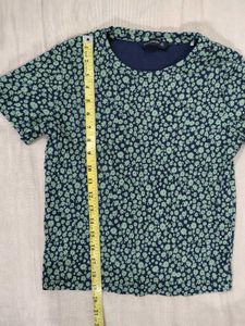 Floral Print Navy Blue fitted Top
