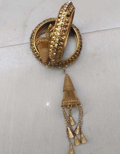 GOLDEN METAL LATKAN BANGLES 3