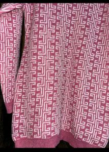 one time used Pink Patterned Knit Sweater