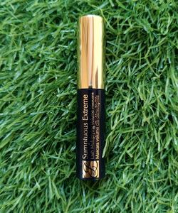 Estee Lauder Lit