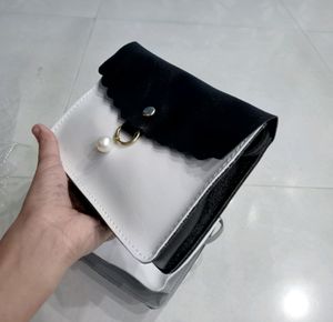 🔥  Pack Of 1 Beautiful casual slingbag
