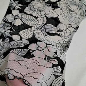 Y2k Vintage 2000s Floral Sheer V-Neck Top