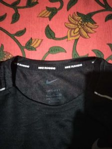 Nike Running T-Shirt