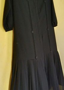 Elegant black abaya