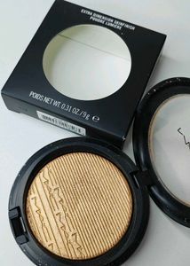 MAC Extra Dimension Skinfinish Highlighter