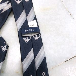 New Tie, Unisex.