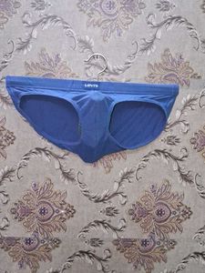Levi's Men's Blue Briefs pick up 1