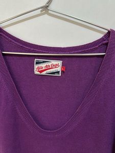 Purple V-Neck Short Sleeve Knit Top