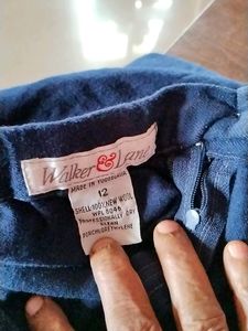 Woolen Skirt With 2 Side Pockets and Zip