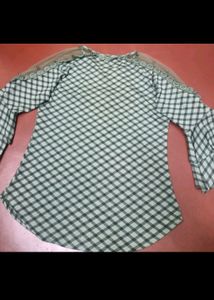 Chic Gingham Tunic Top