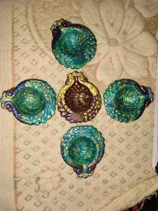 Decorative Peacock Diya Set