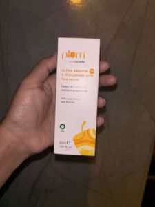 Plum Alpha Arbutin 2% Face Serum