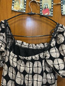 Chic Black &amp; White Midi Dress