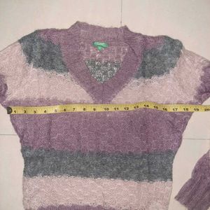 💗 BENETTON Soft Luxe Fuzzy Knit Sweater
