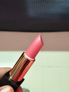 MyGlamm Manish Malhotra  Matte Lipstick - Barely N