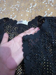 Kuresia Work Handmade Shrug