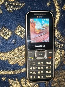 Samsung GT-E1232B