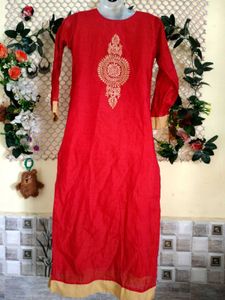 🔥 MEGA SALE OFFER 🔥Red Embroidered Kurta